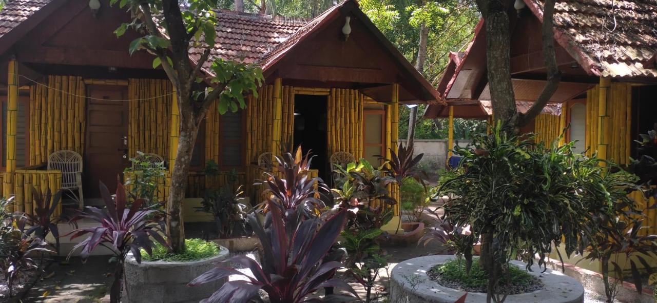 Savithri Inn Cottage Varkala Kültér fotó