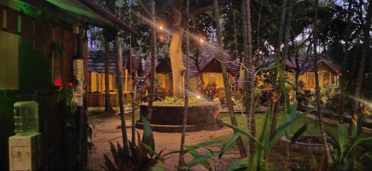 Savithri Inn Cottage Varkala Kültér fotó