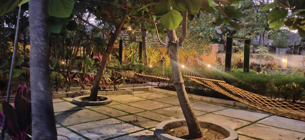 Savithri Inn Cottage Varkala Kültér fotó